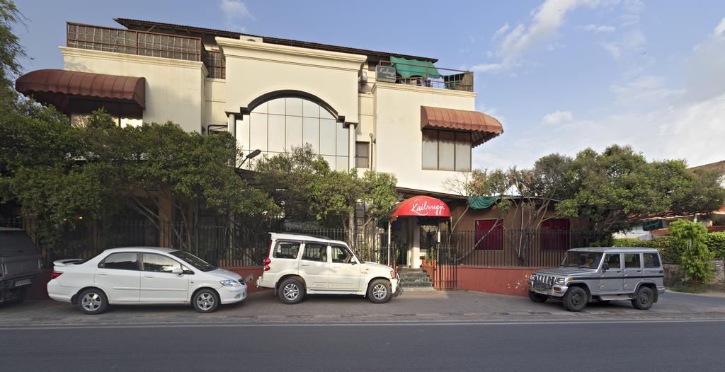 Kailrugji - A City Center Hotel Dzsaipur Kültér fotó