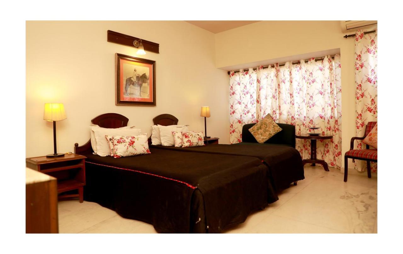 Kailrugji - A City Center Hotel Dzsaipur Kültér fotó