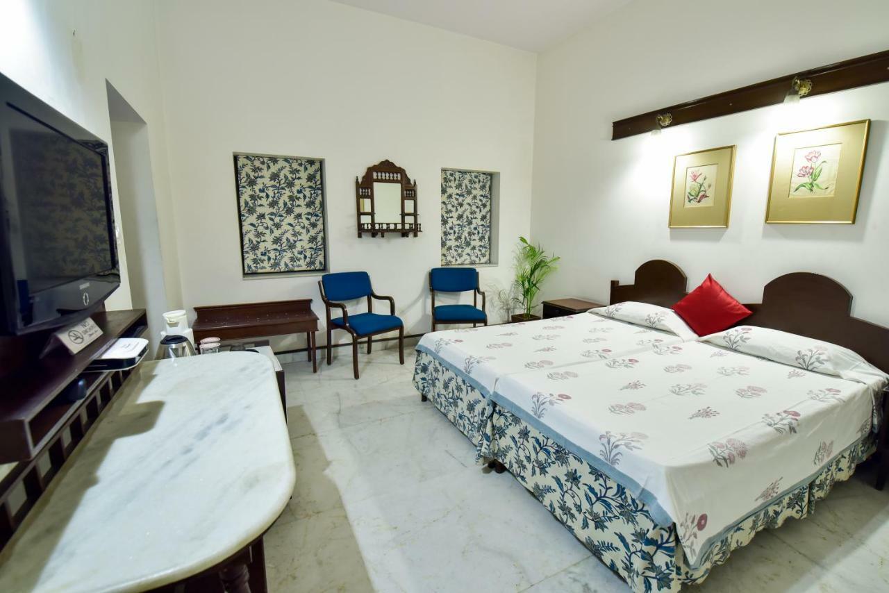 Kailrugji - A City Center Hotel Dzsaipur Kültér fotó